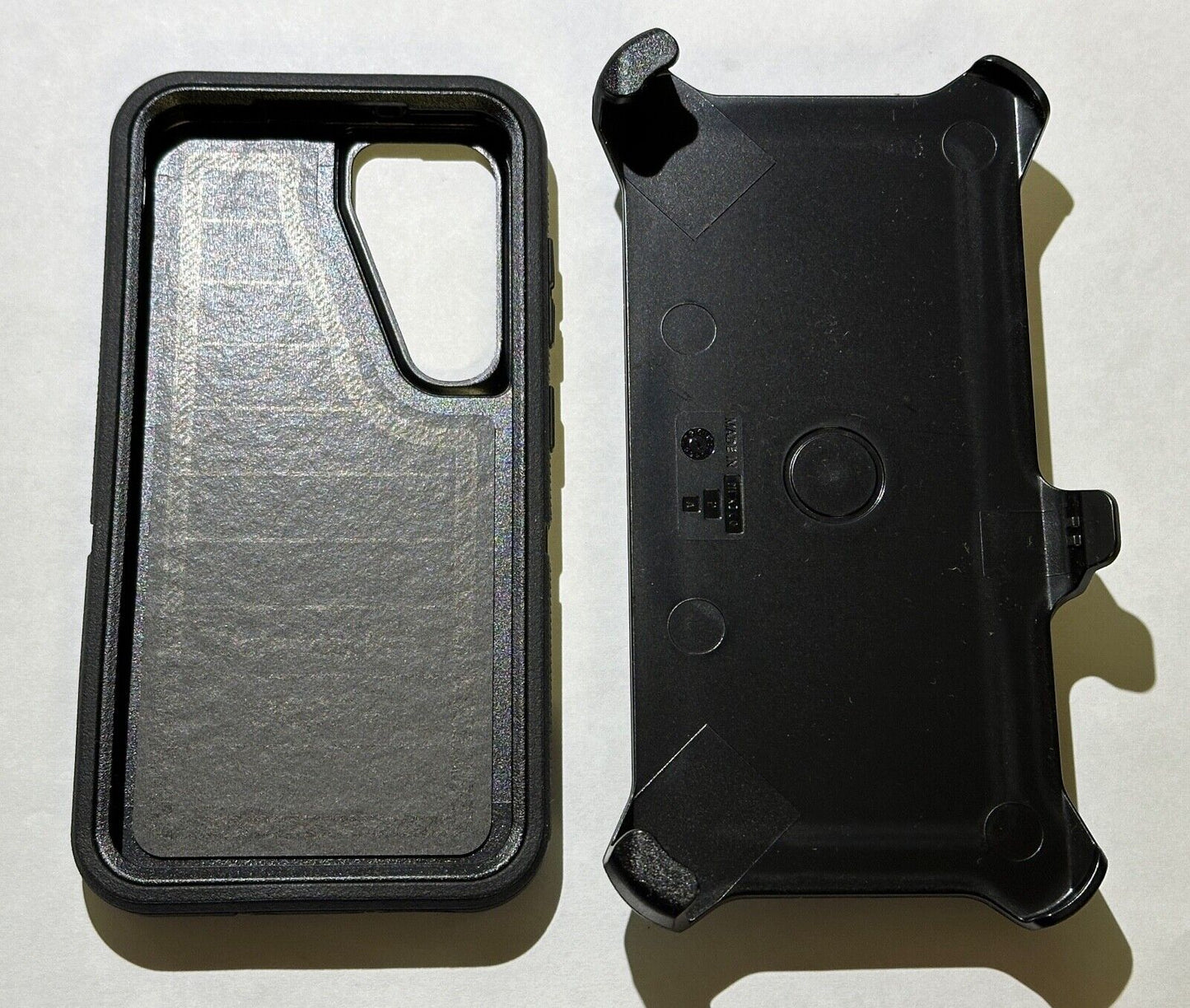 Open Box Otterbox Defender PRO Case w/Clip for Samsung Galaxy S23 (6.1") - Black