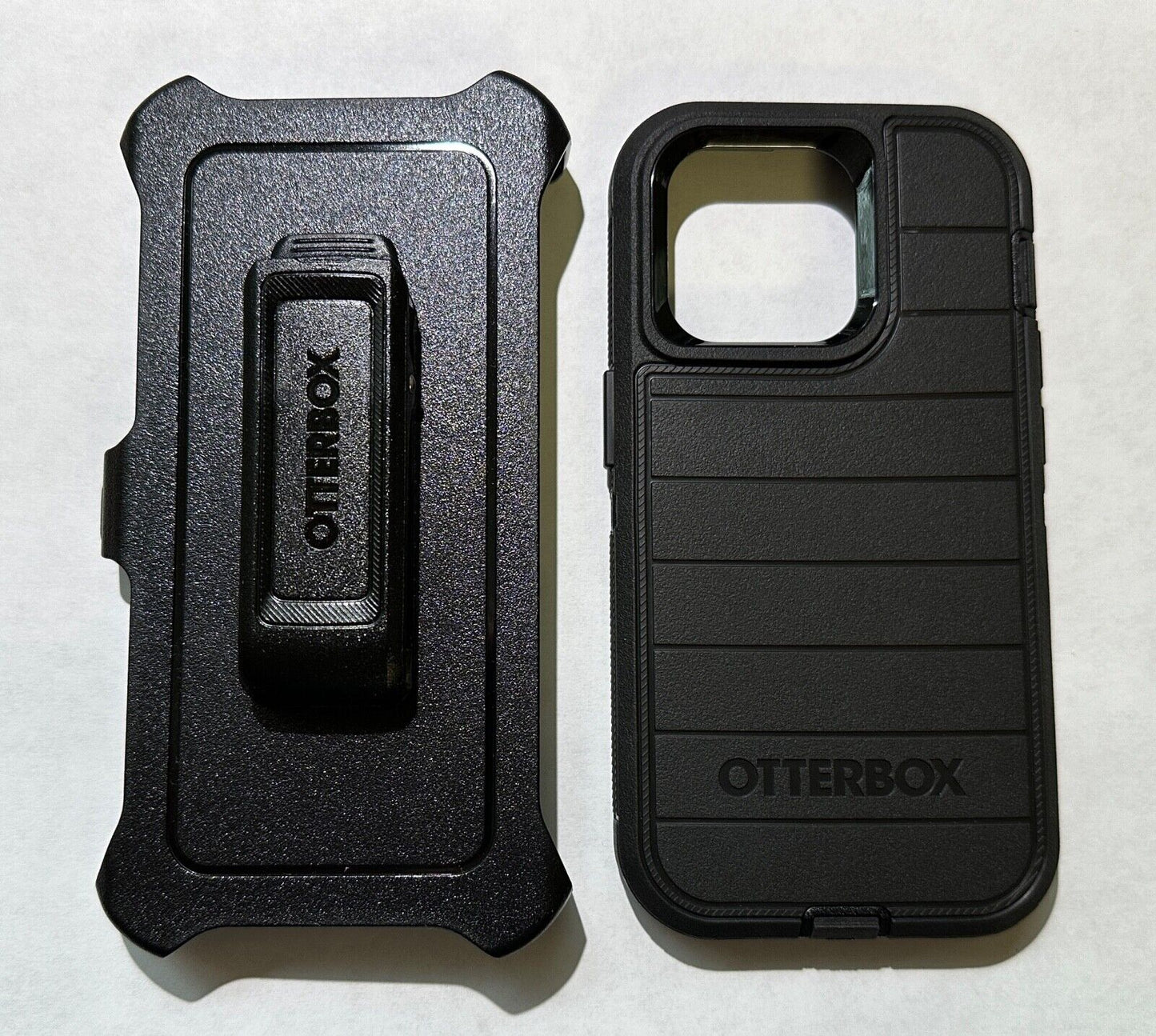Open Box Otterbox Defender PRO Case w/Clip for iPhone 14 Pro (6.1") - Black